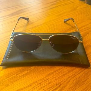 Quay Australia Still Standing Aviator